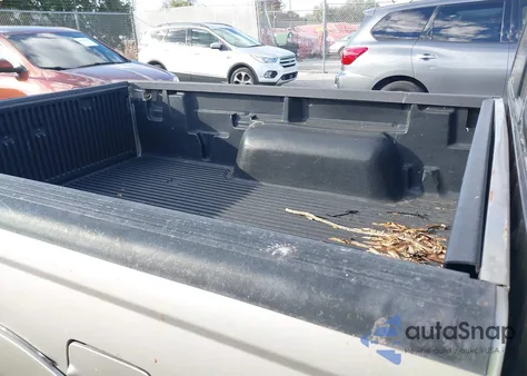 2003 Nissan Frontier Xe z USA, uszkodzony, nr VIN 1N6DD26T53C471631